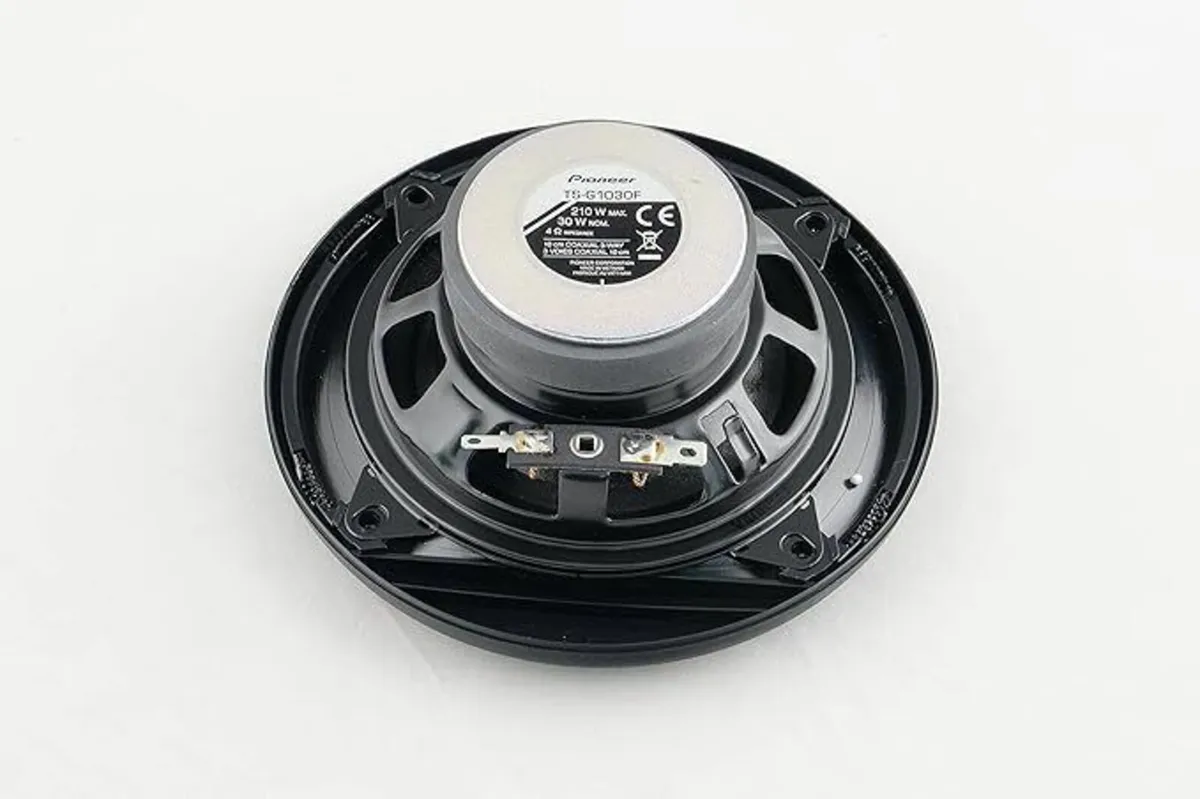 Pioneer TS-G1030F 10cm 3-way Coaxial Speakers - Image 2