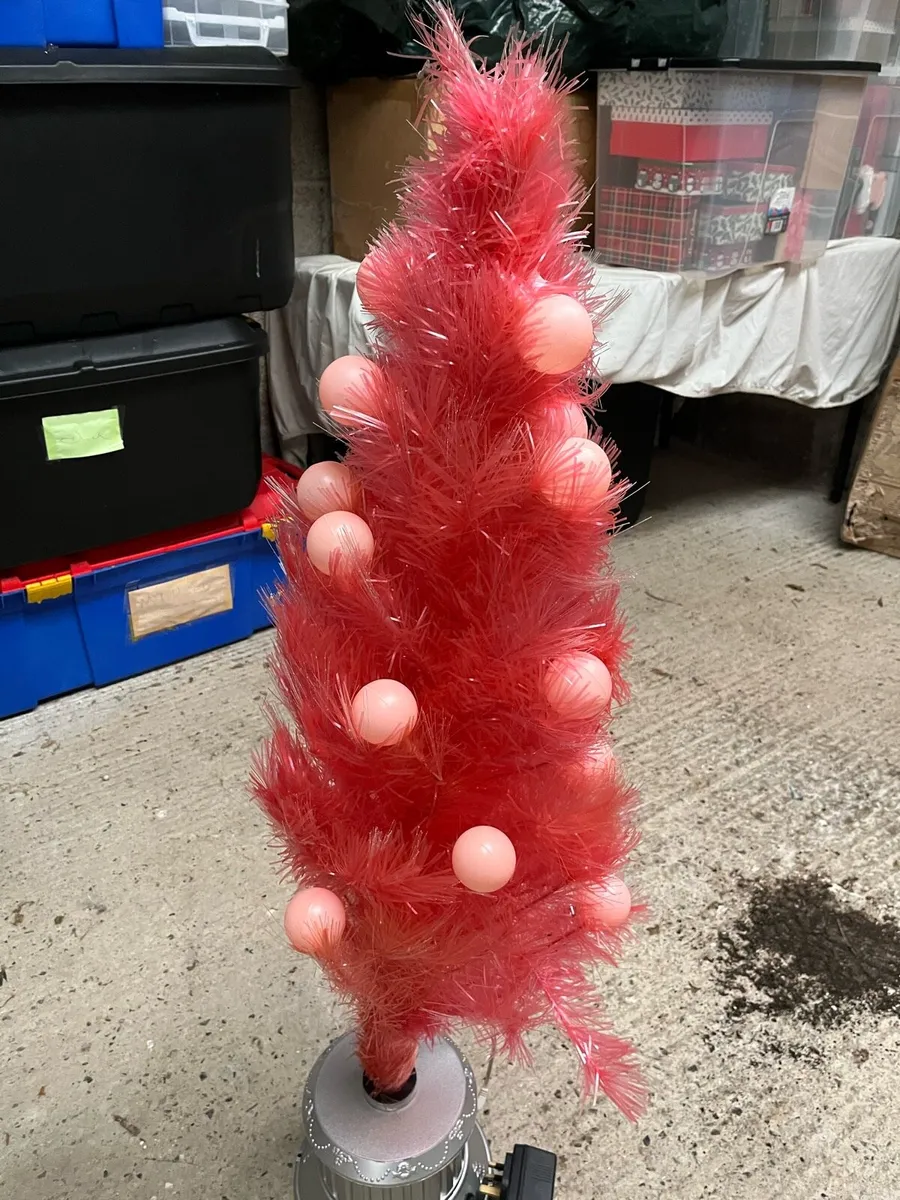 Christmas tree Pink
