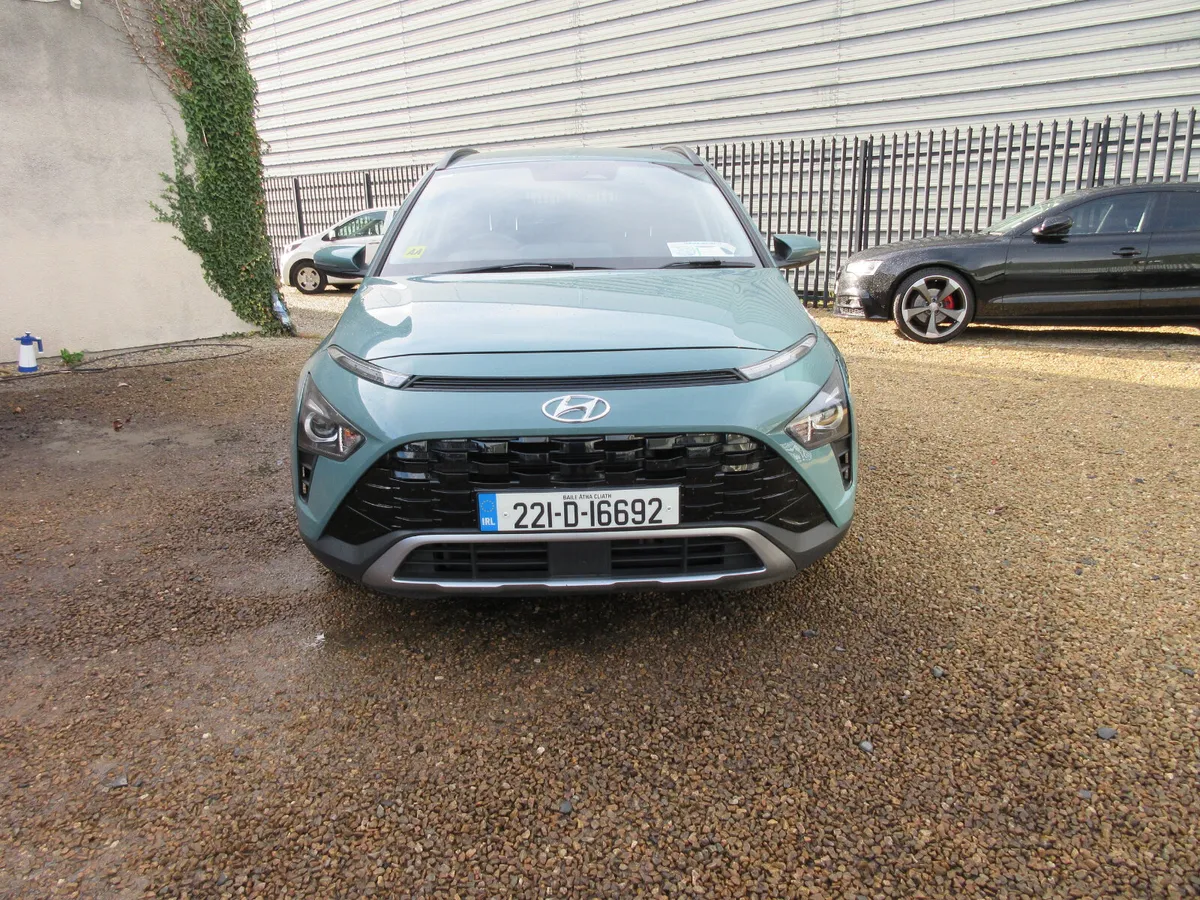 2022 Hyundai Bayon 1.0 petrol Automatic Executive - Image 2
