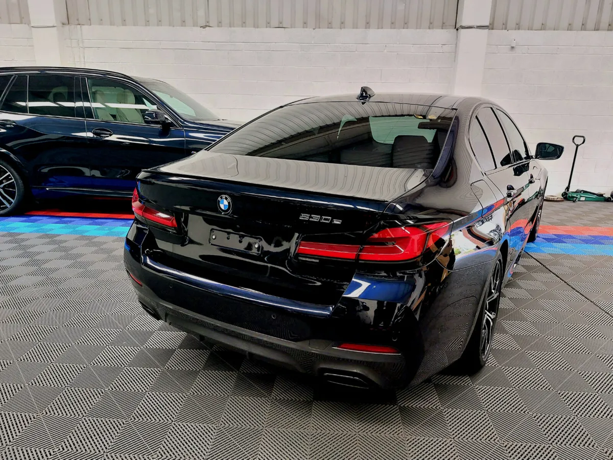 212 530E MSPORT PRO (CRAZY LOW MILES 28K) - Image 3