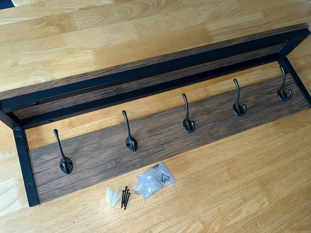 Coat hooks / Coat rack - Image 1