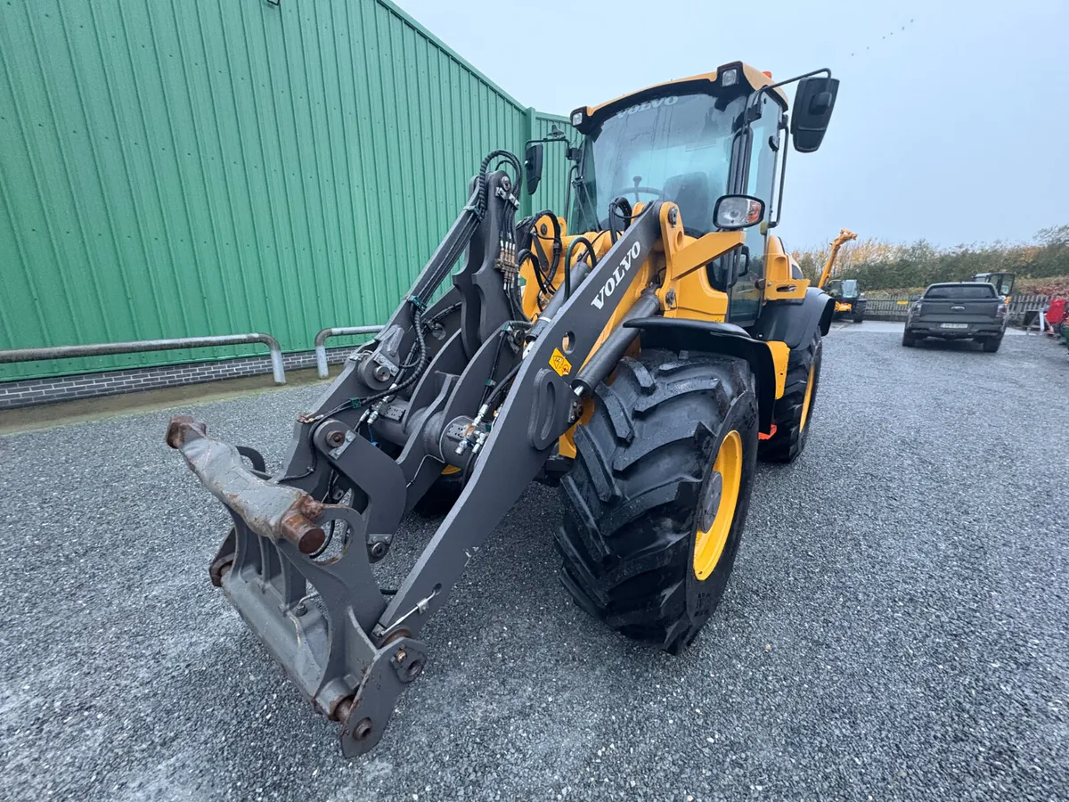 VOLVO L45H - Image 2