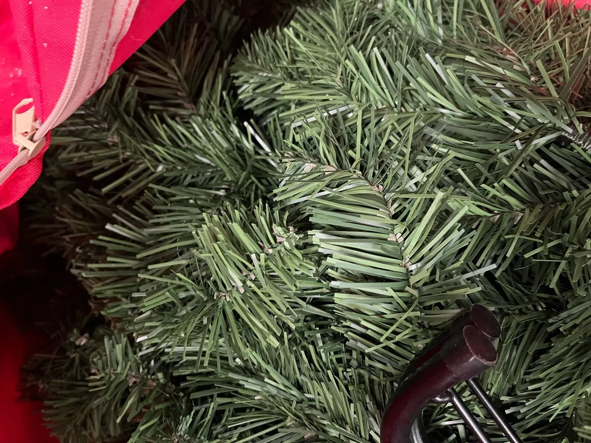 Christmas tree - Image 3