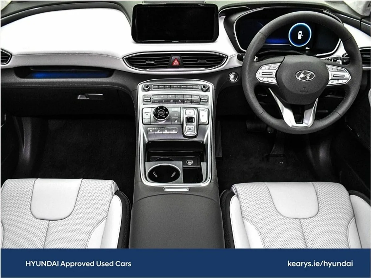 Hyundai Santa Fe 1.6 PHEV 4WD Executive Plus Auto - Image 4