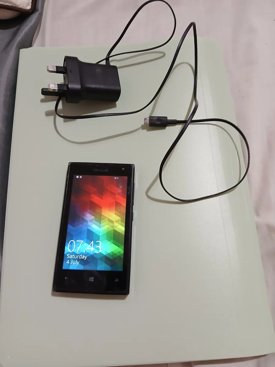 Microsoft Lumia 532 mobile phone - Image 4
