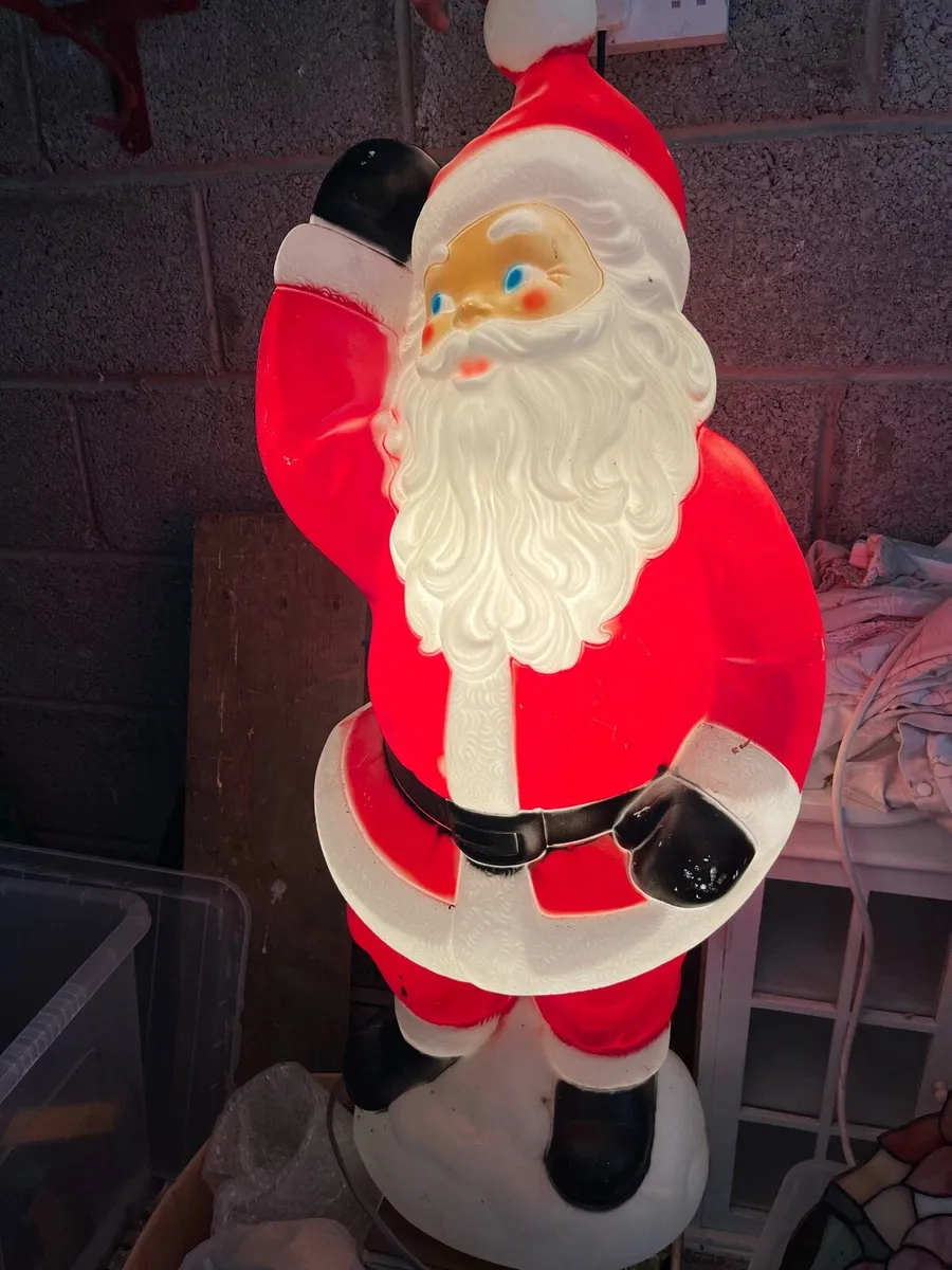 Santa light up decoration - Image 1