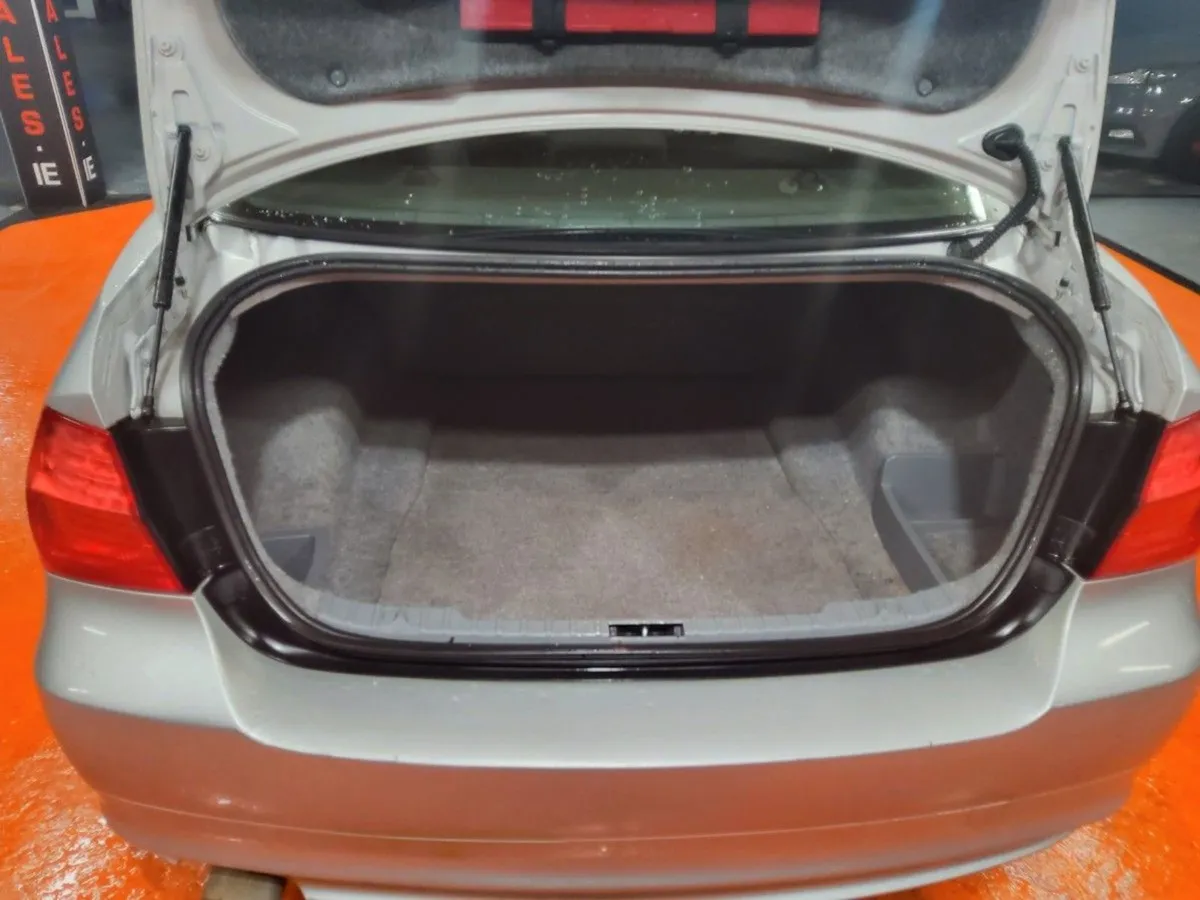 BMW 3 Series 316D ES - Image 4