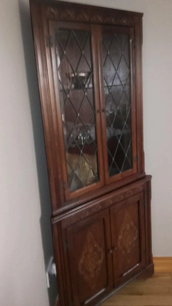 Corner Display Unit - Image 2