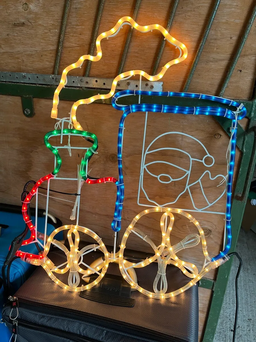 Christmas plug in - Image 1