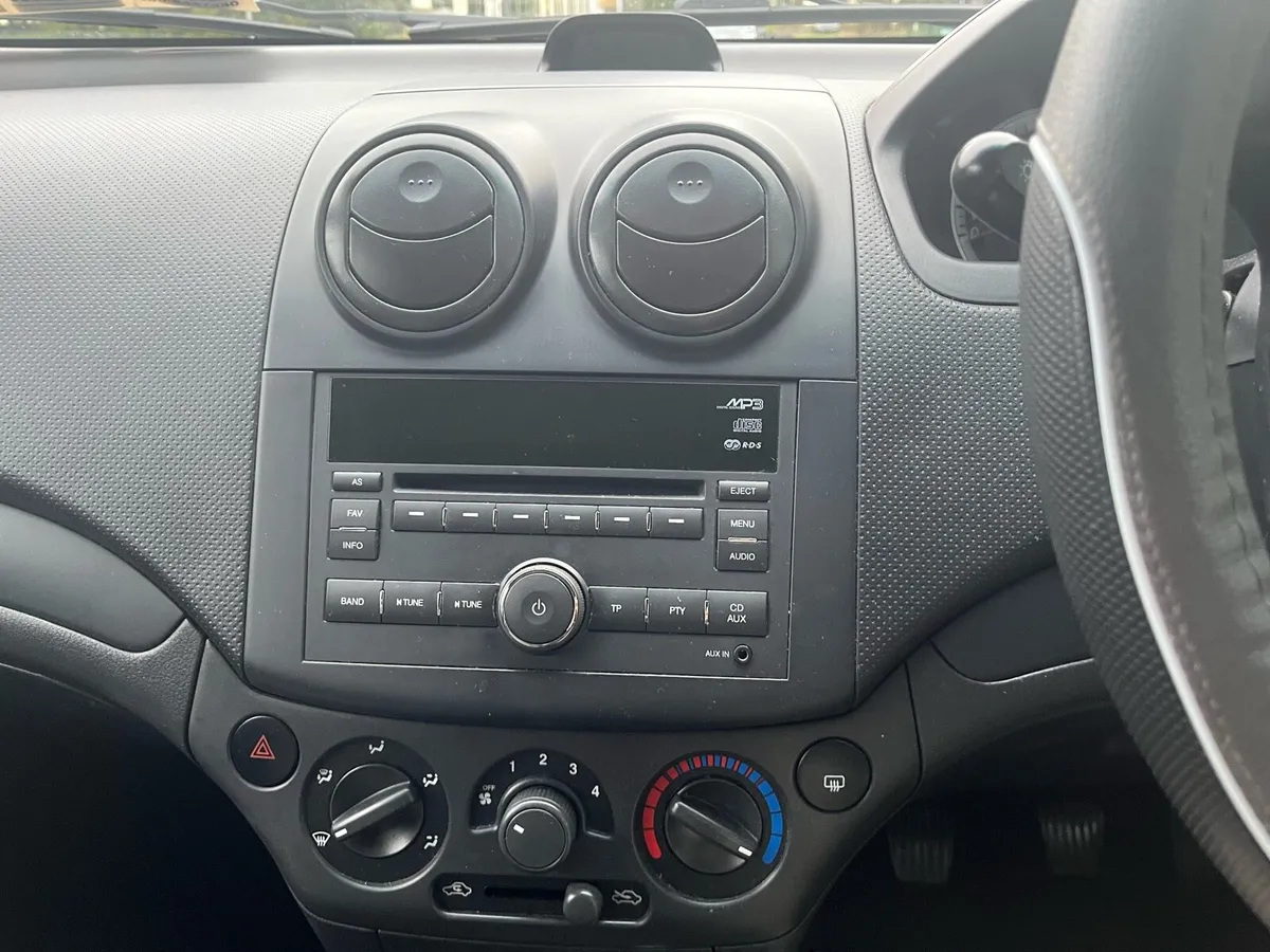 Chevrolet Aveo 1.2 Petrol low mileage - Image 4