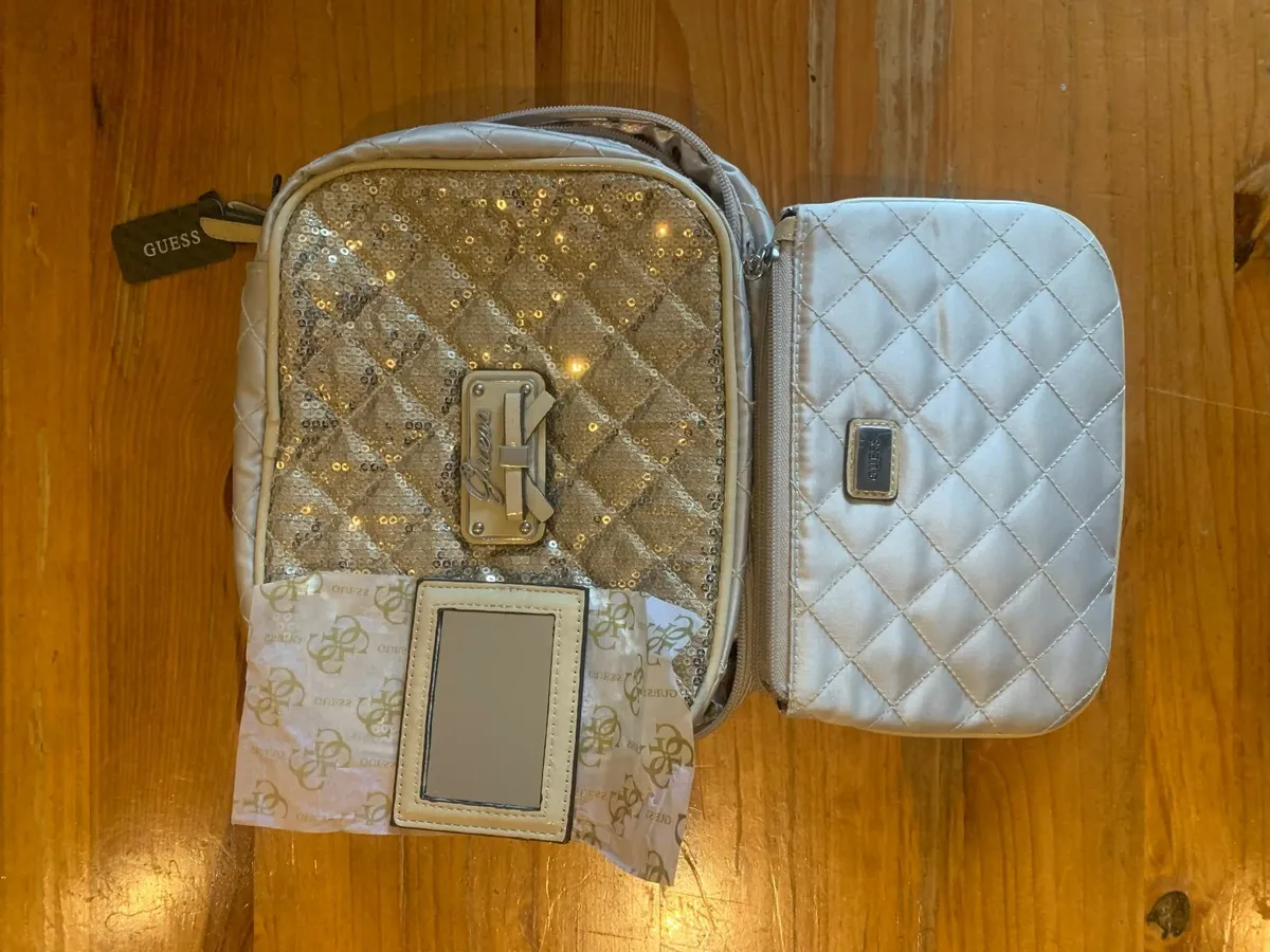 Guess Cosmetic Bag - Image 2