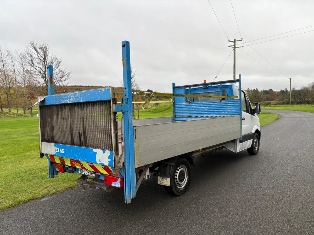 Mercedes-Benz Sprinter 2017, DOE & Tax for a year - Image 3