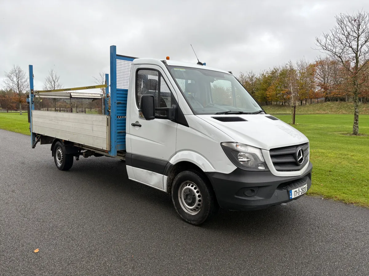 Mercedes-Benz Sprinter 2017, DOE & Tax for a year - Image 1