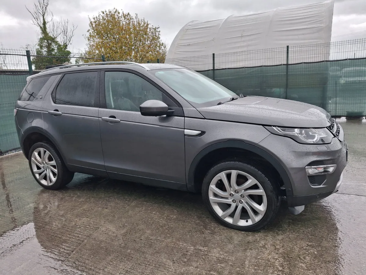 2016 Land-rover Discovery 2.0 tdi 7 seater - Image 1