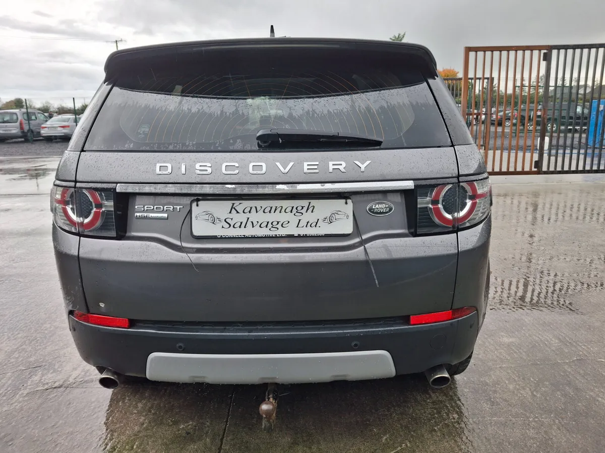 2016 Land-rover Discovery 2.0 tdi 7 seater - Image 4