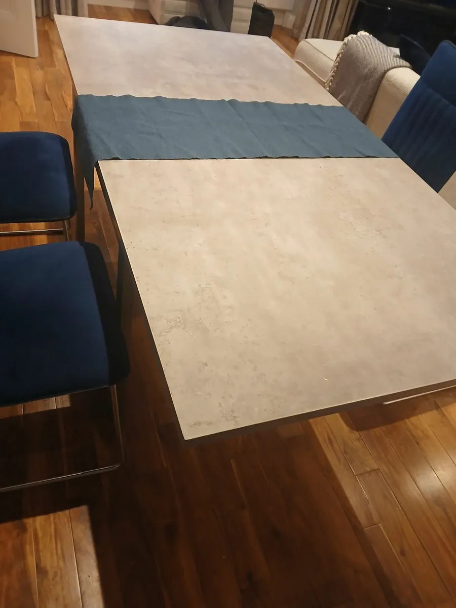 Dining table extending - Image 3