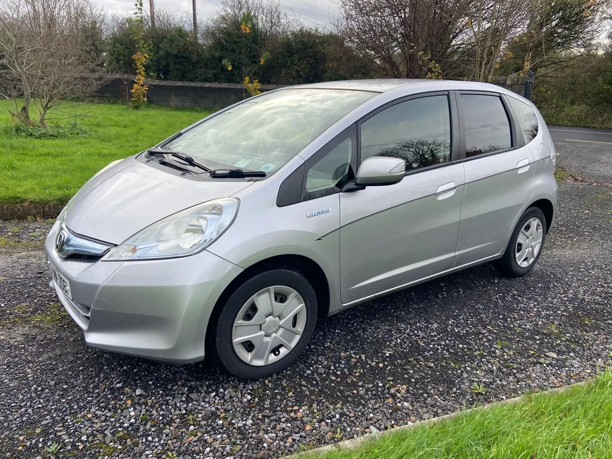 2013.  Honda jazz Automatic  fits - Image 2