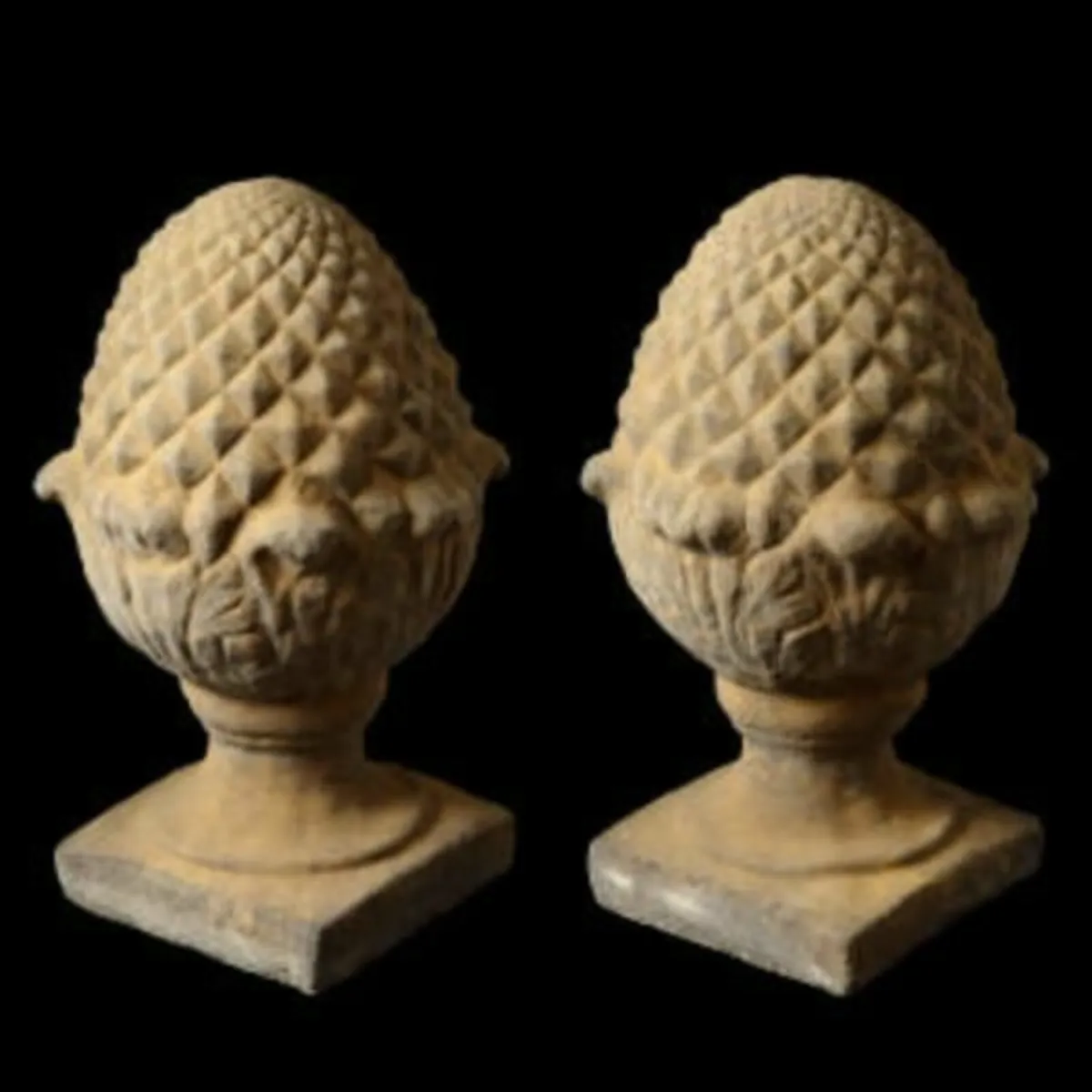 Pineapple Piers EG016 - Image 1