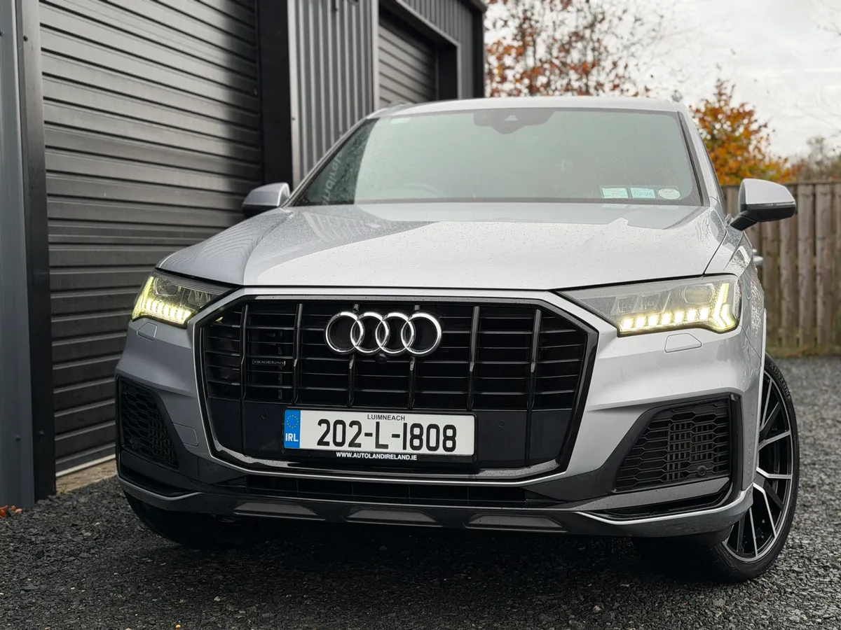 202 Audi Q7 S-Line Quattro - Image 2