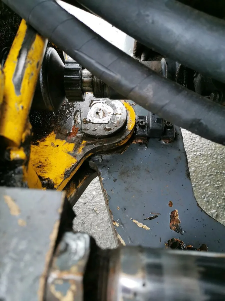 Matbro 200 telescopic loader - Image 3