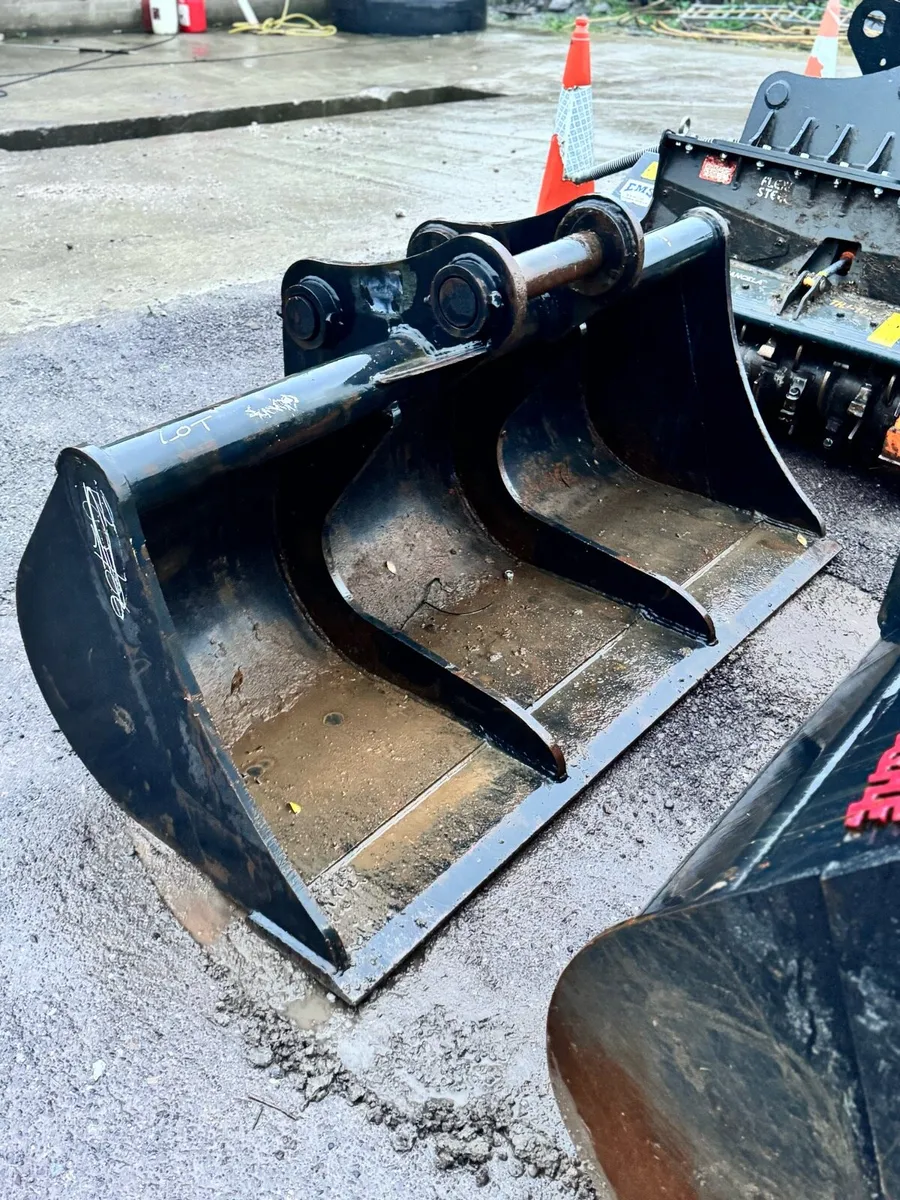 Tighe 72” Grading Bucket - Image 1