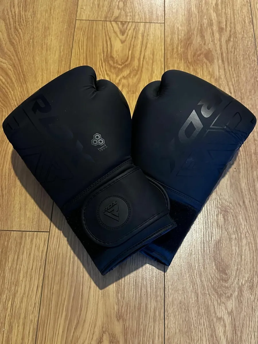 Boxing Gloves - Image 1