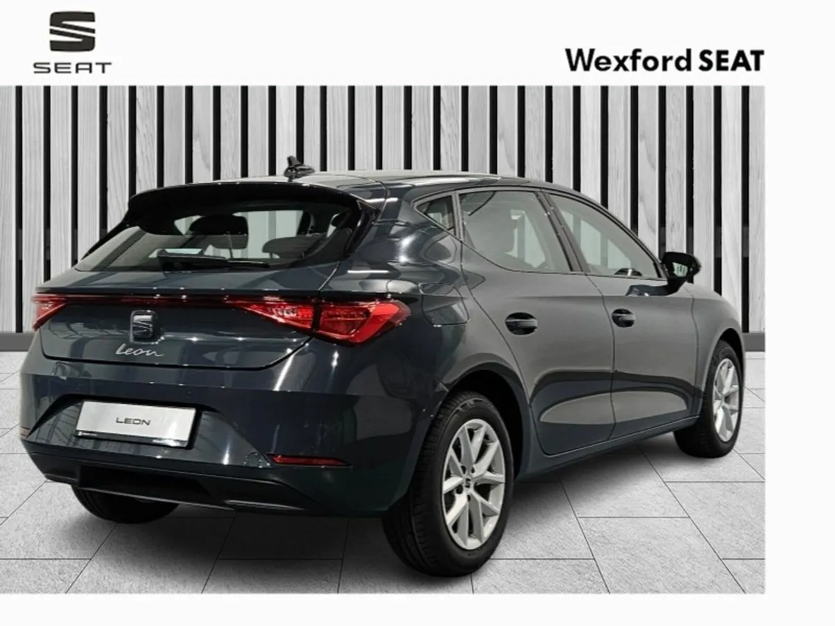 SEAT Leon 2.0 TDI DSG 150HP SE €373 per month - Image 4