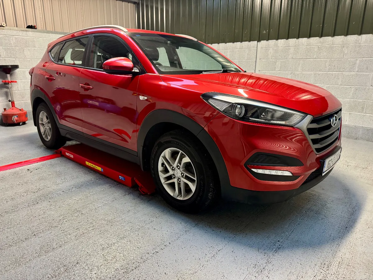 162 HYUNDAI TUCSON - Image 1