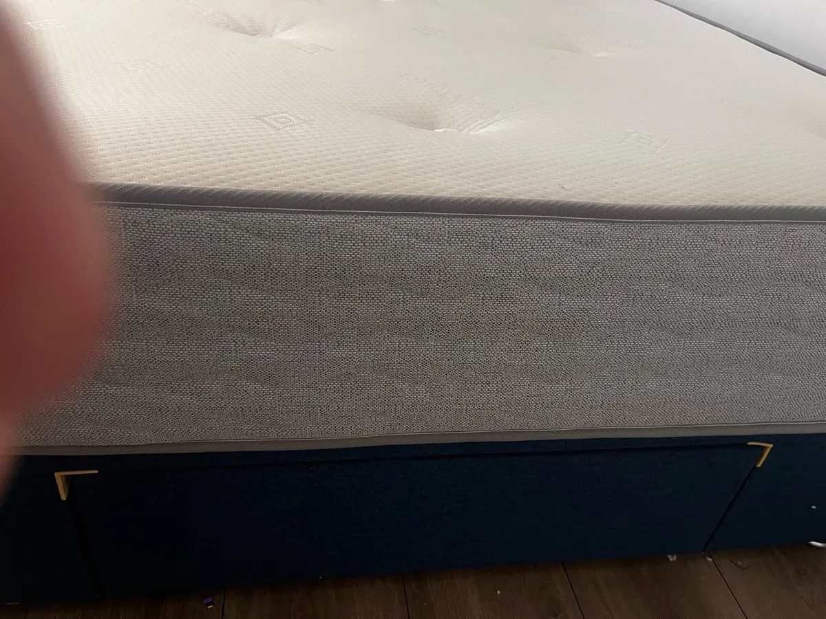 Double divan bed and mattress - Image 3