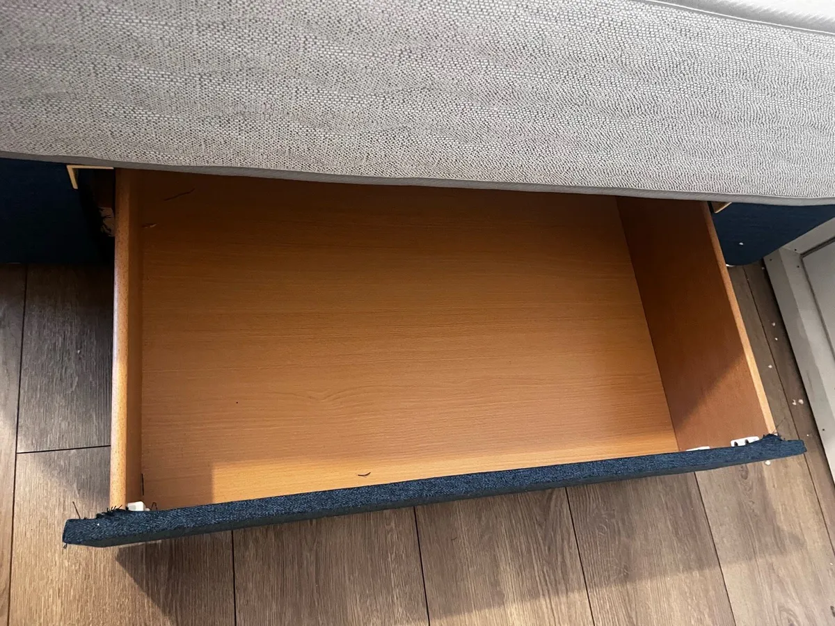 Double divan bed and mattress - Image 4