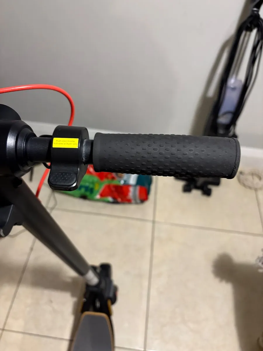 electric scooter - Image 4