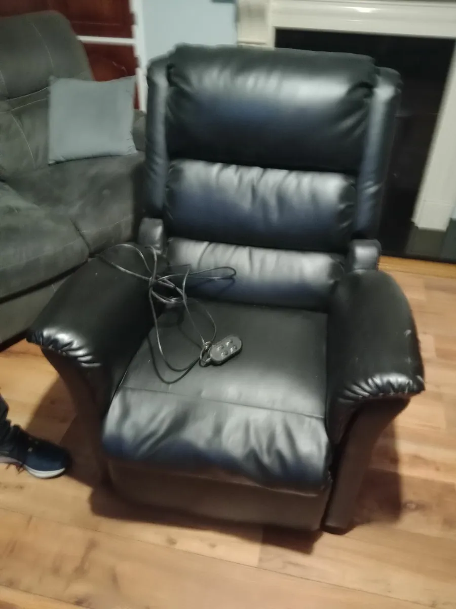 Motorized Arm Chair - Image 1