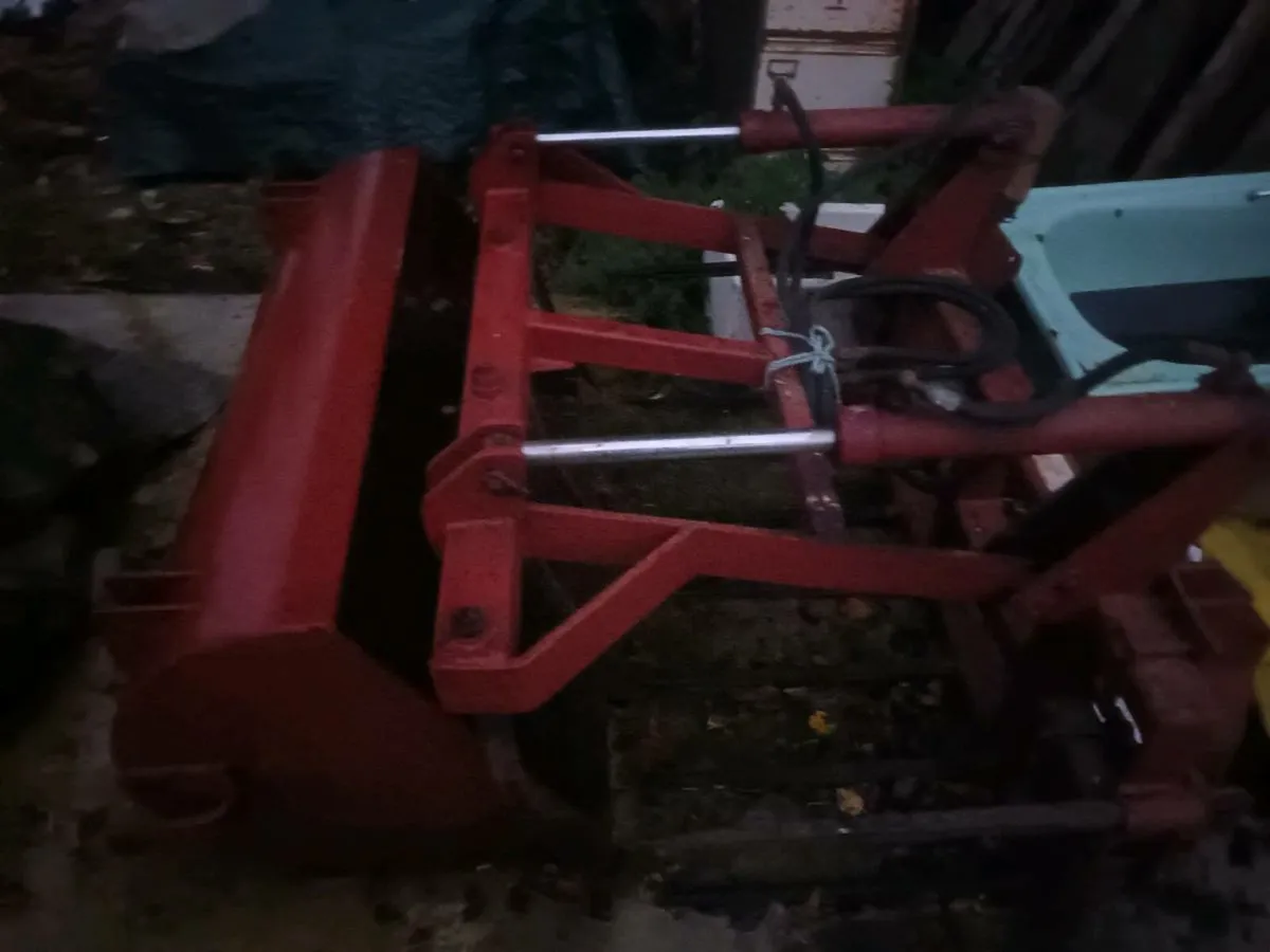 Silage grab & bucket - Image 1