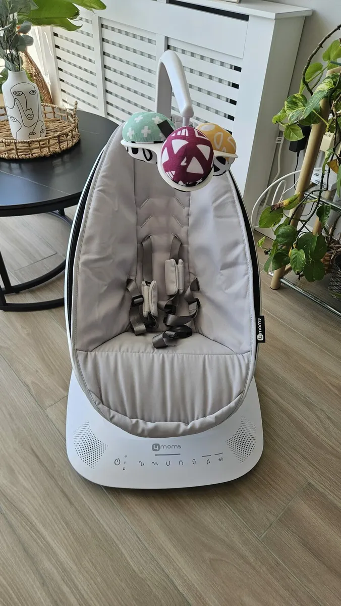 4moms mamaRoo 4 Baby Swing Chair - Image 1
