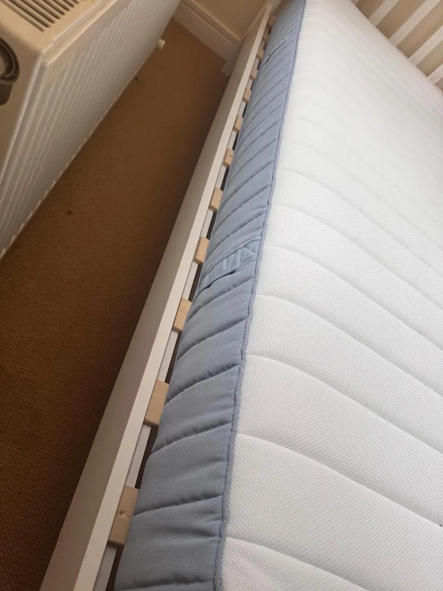 Barely Used Double mattress - Excellent condition - Image 2