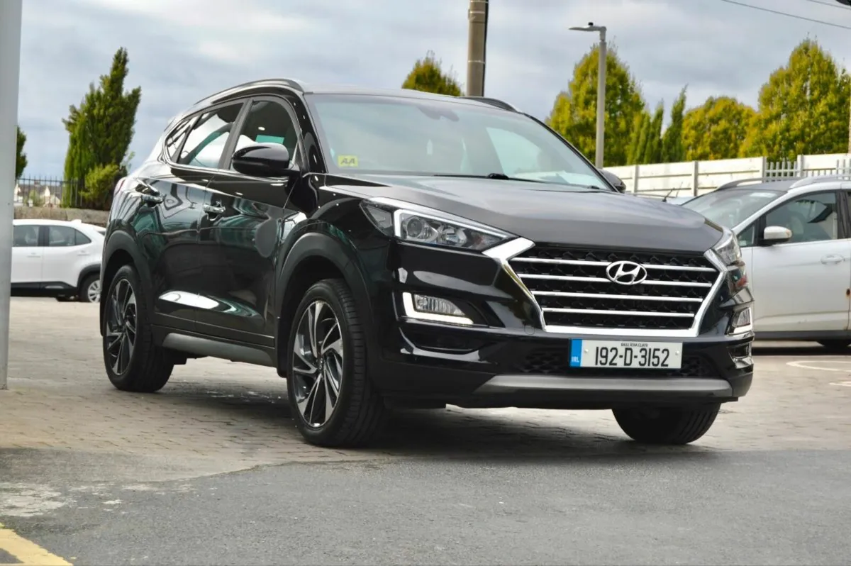 Hyundai Tucson 2WD Executive Plus - Image 3