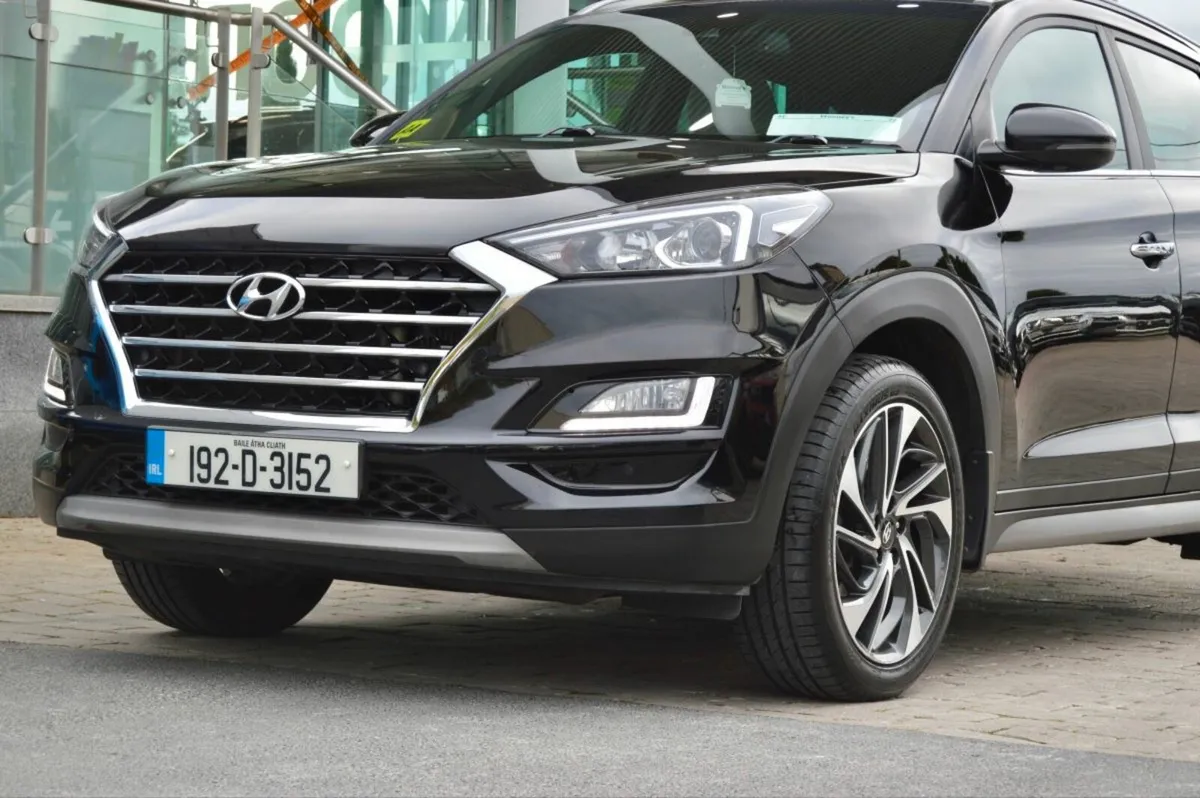 Hyundai Tucson 2WD Executive Plus - Image 4