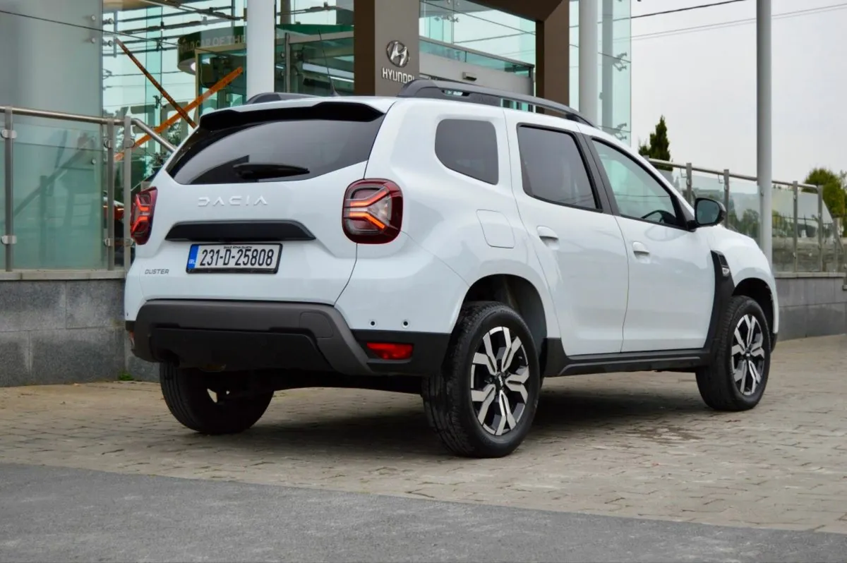 Dacia Duster 1.3 TCe 150 EDC Journey, AUTOMATIC - Image 4