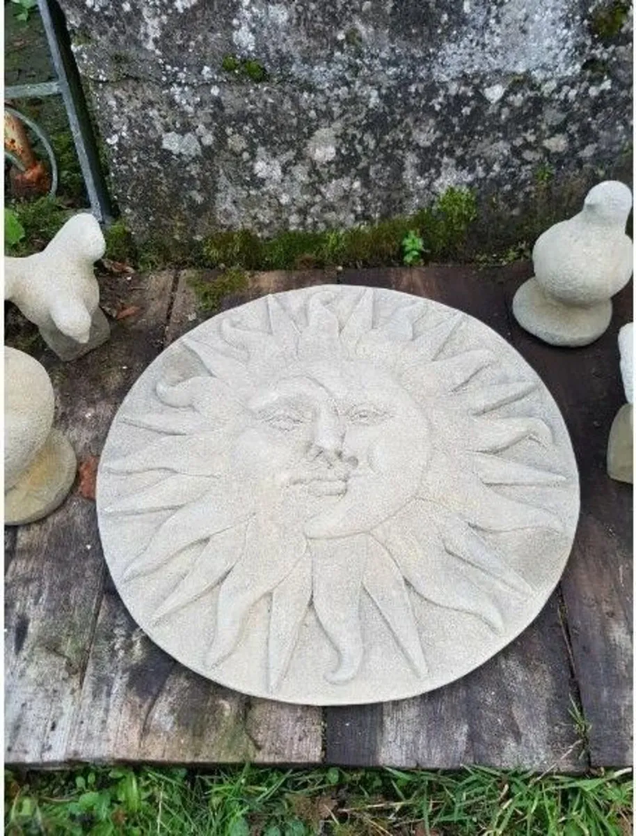 Sun and Moon – EG107