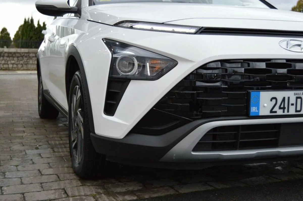 Hyundai Bayon Bayon Executive Auto - Image 3