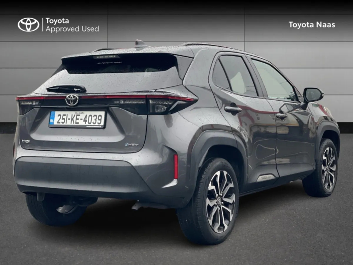 Toyota Yaris Cross YARIS CROSS L-SPORT MONO - Image 2