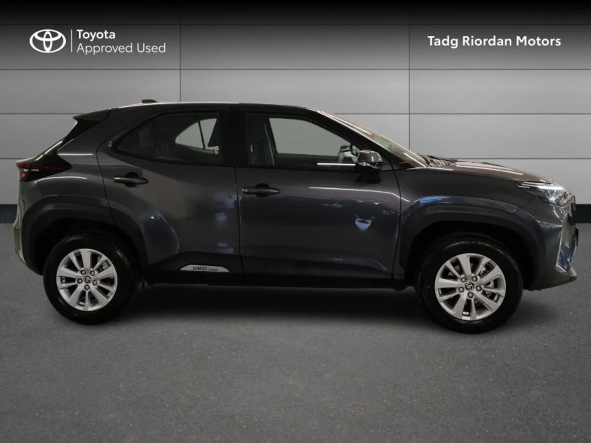 Toyota Yaris Cross LUNA - Image 3