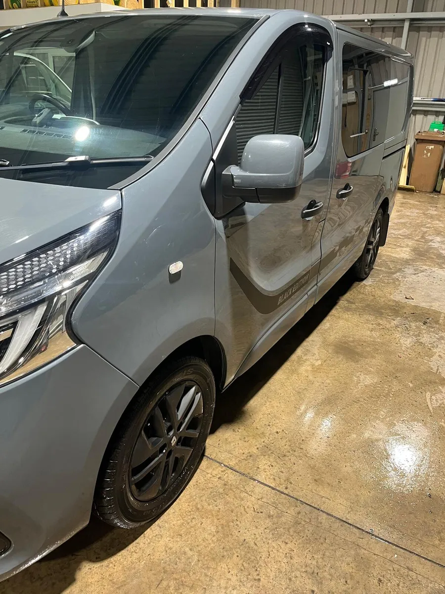 FSH,49K,12 Months PSV,6 seat Crew  cab - Image 4