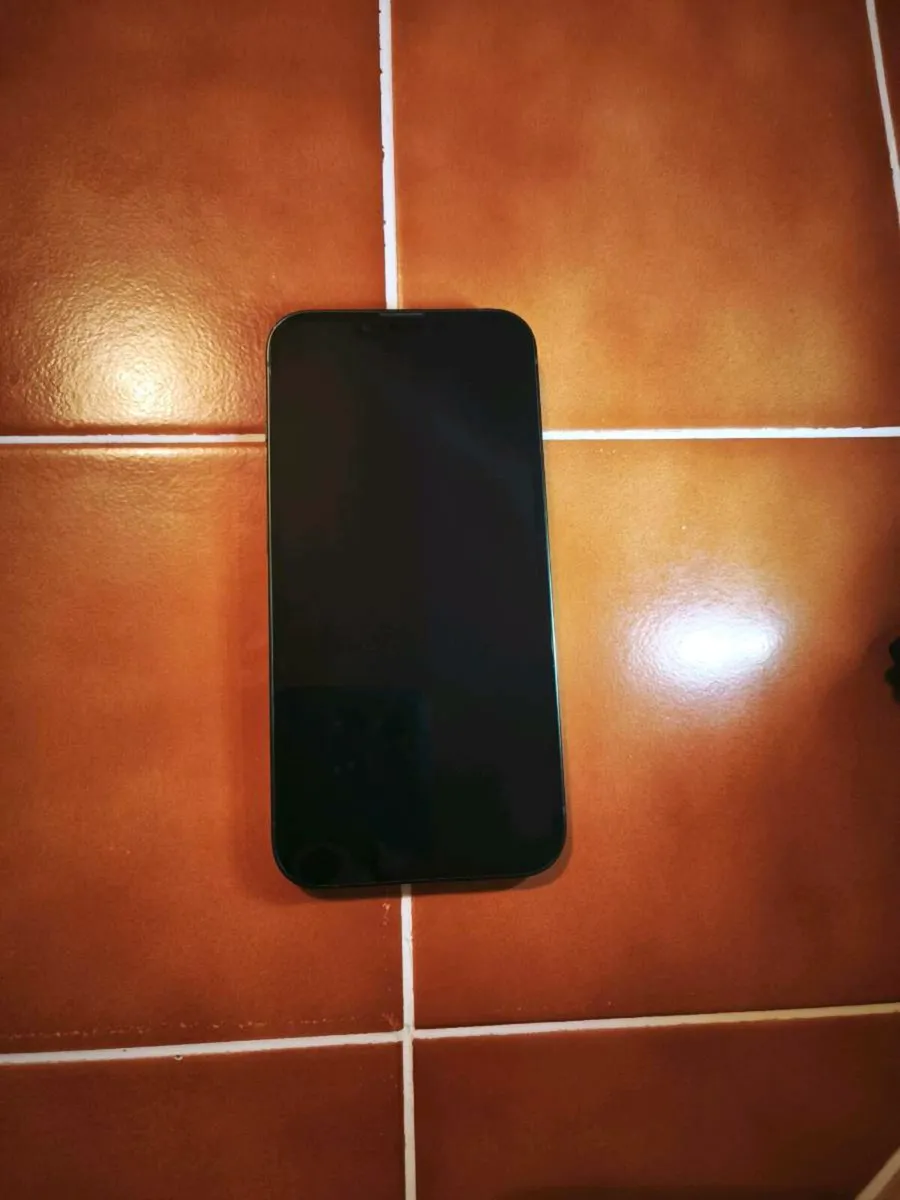 Iphone 13 Green - Image 4