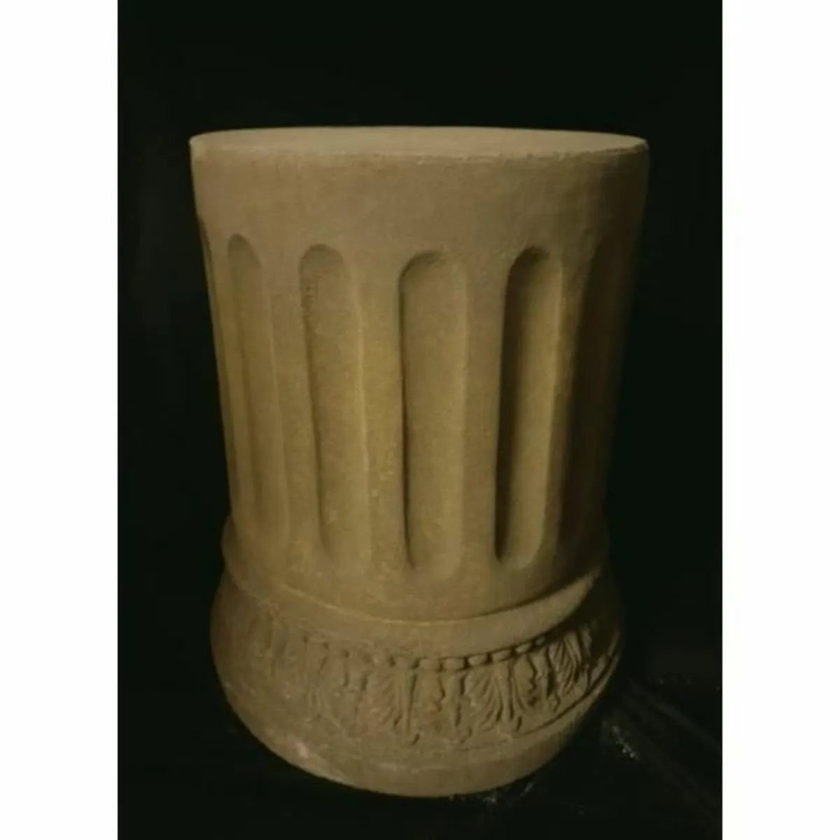 Sorrento Column EG057