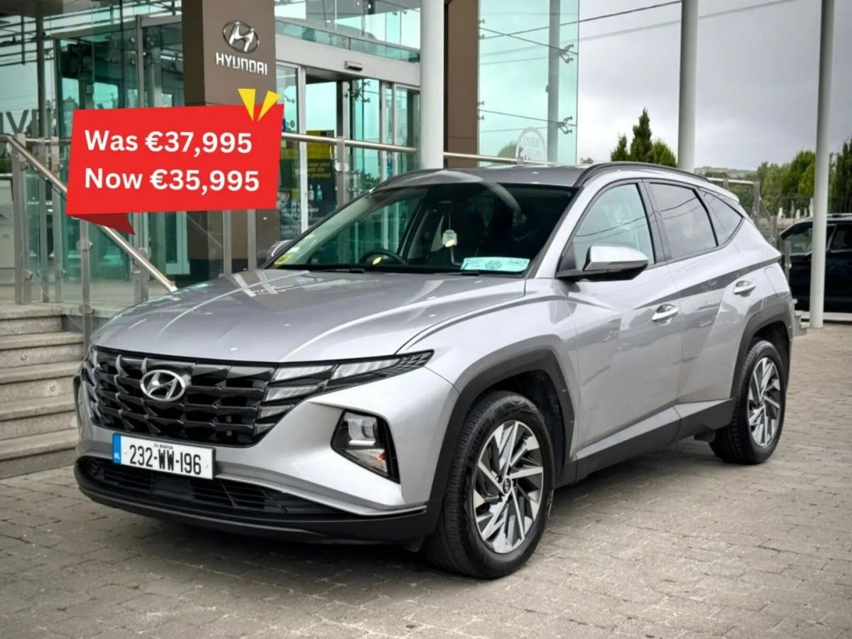 Hyundai Tucson 2WD Executive, Black Leather - Image 1