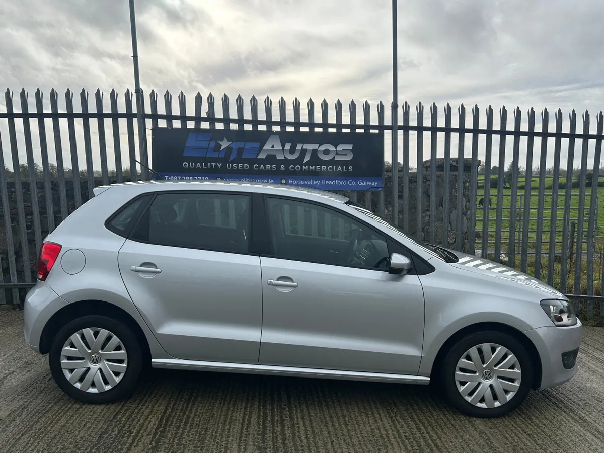 Volkswagen Polo DSG Automatic 2014 - Image 4