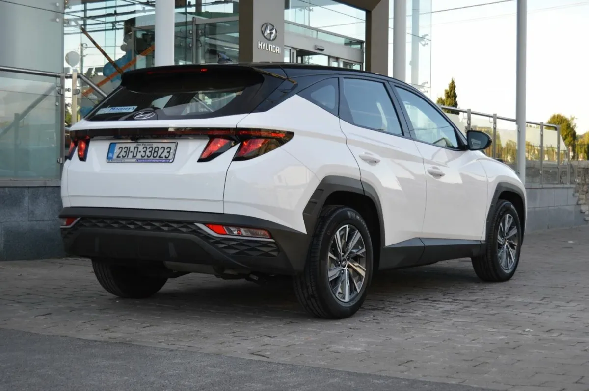 Hyundai Tucson 2WD Comfort Plus - Image 4
