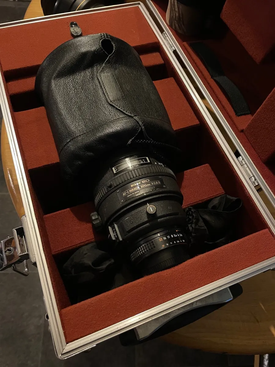 Nikon Camera and gear - Image 3