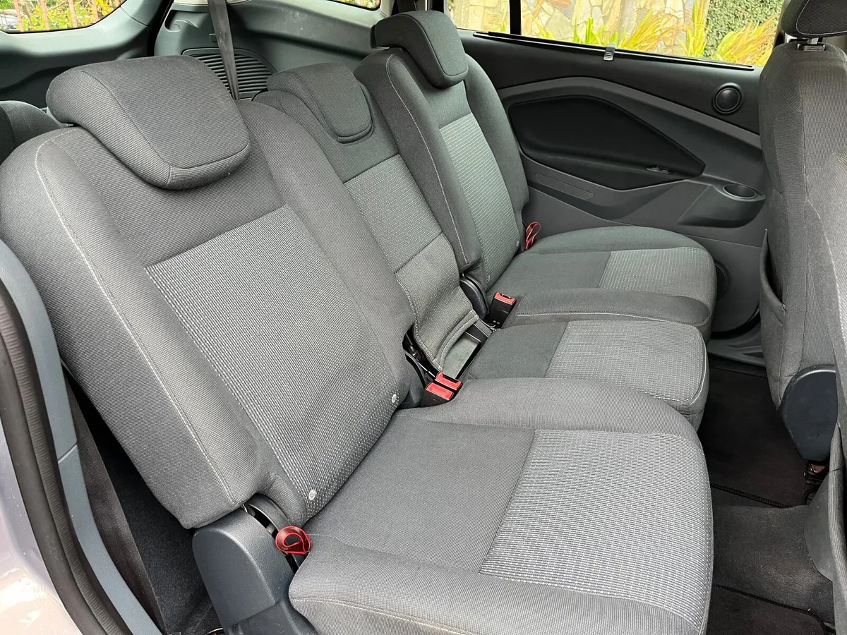 Ford Grand C-Max 2012 7 SEATER ,VERY GOOD - Image 3